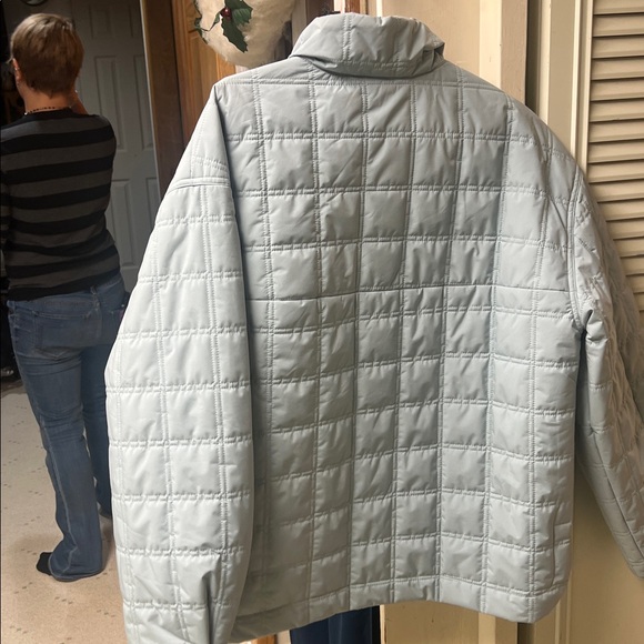 Bass Light Gray Puffer Jacket - Picture 5 of 5